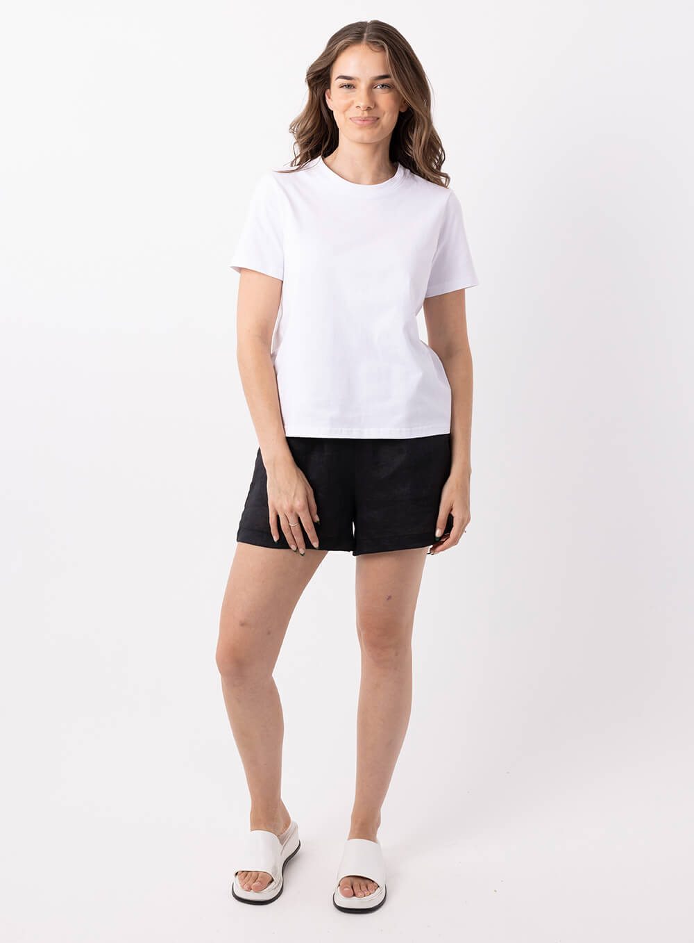 White organic cotton basic short sleeve t-shirt