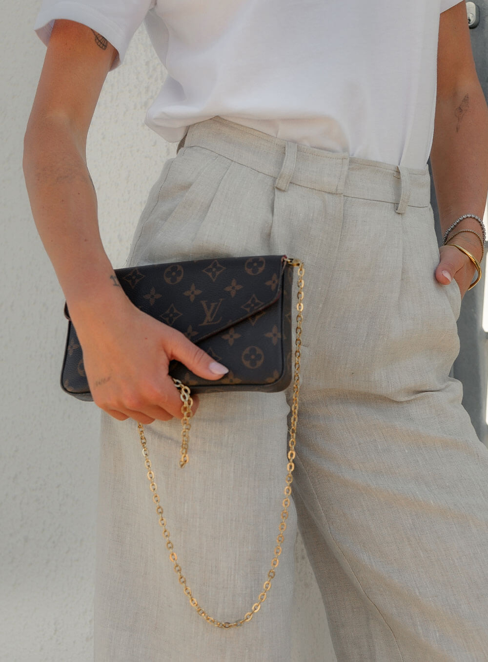 Edith Linen Culottes in beige is 100% Linen with elastic waistband at back, only slightly cropped, button and zip enclosure at front and 2 side pockets