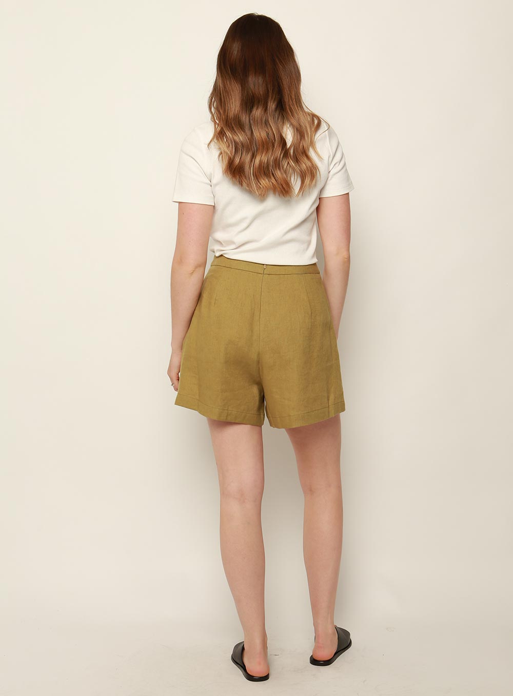 Audrey Linen Short-GREEN