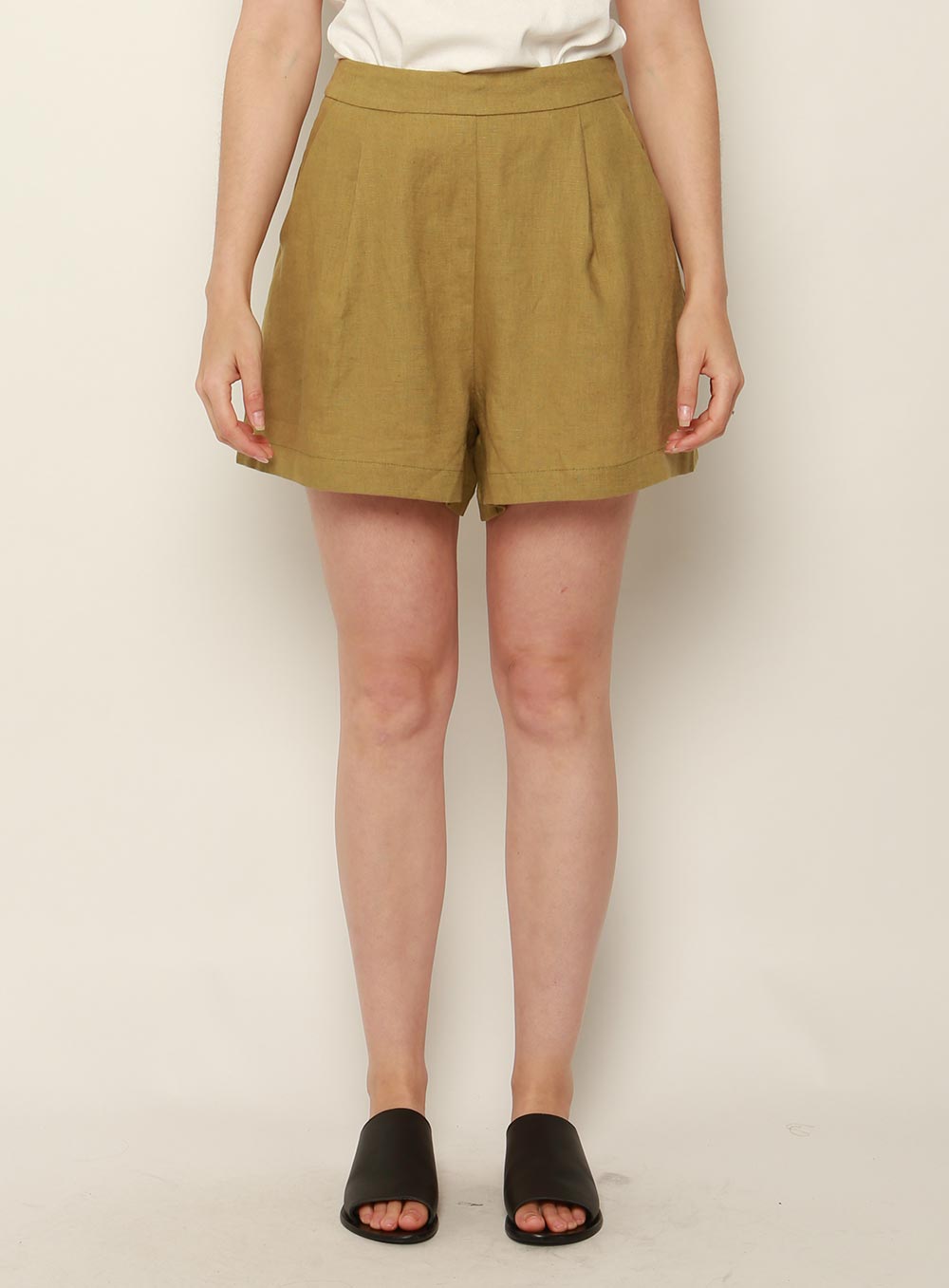 Audrey Linen Short-GREEN