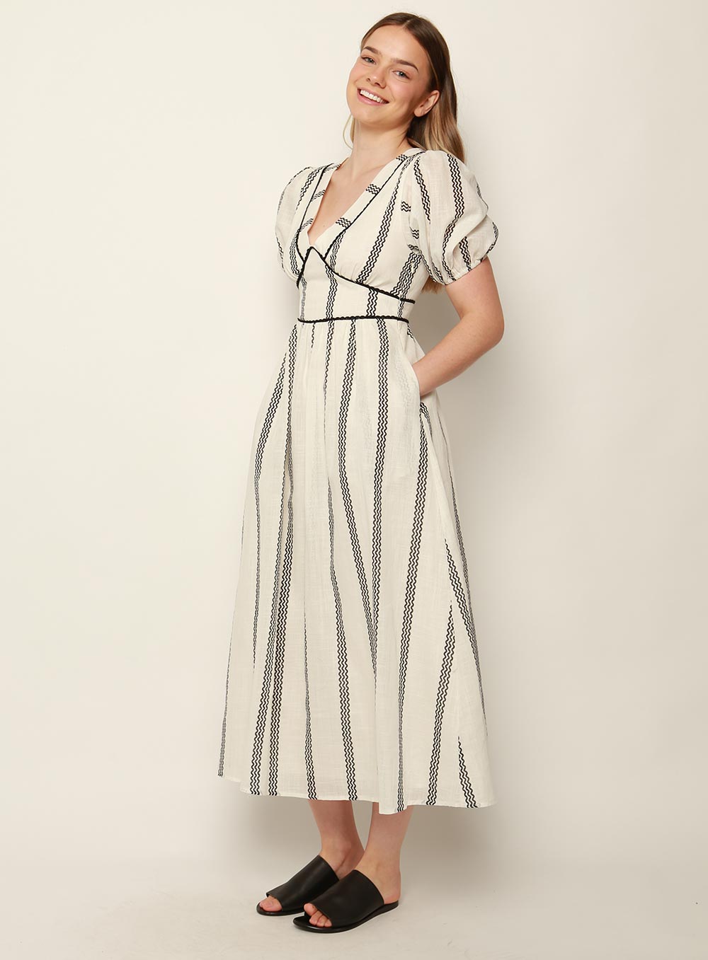 Eloise Print Midi dress-White