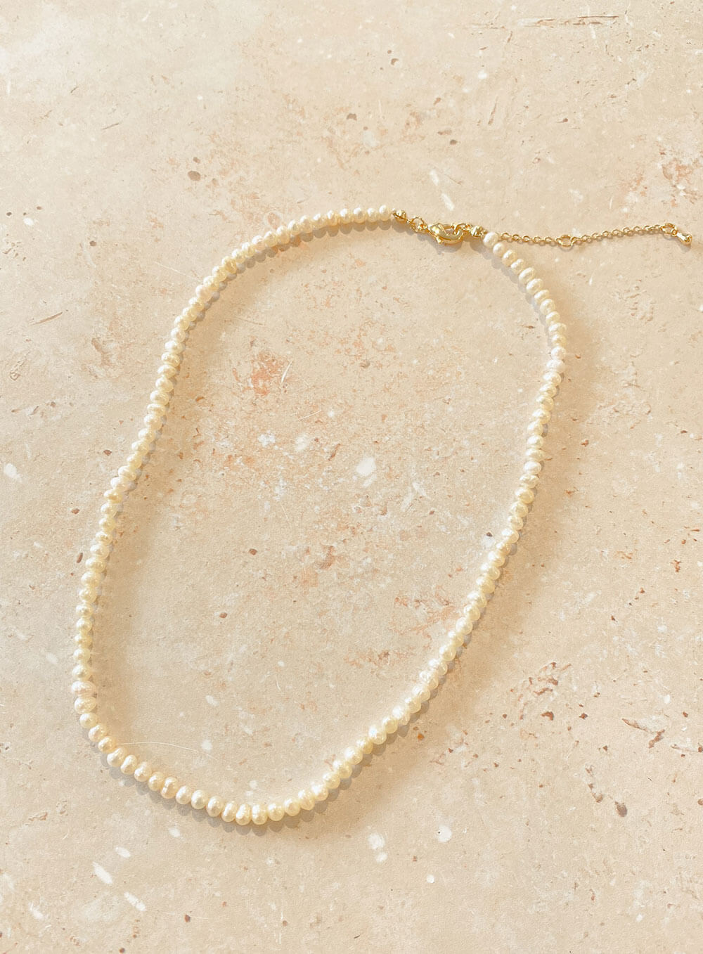 Pearl Choker Necklace-White